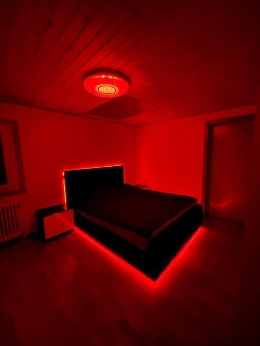 Appartement Avec Love Room ปาแยร์น ภายนอก รูปภาพ